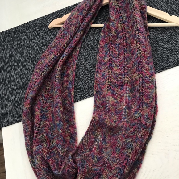 Infinite scarf multi coloured - Picture 3 of 3